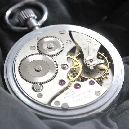 昭和46年の19セイコー鉄道時計/15石/秒針止め機能/絶版時計/19seiko-1356