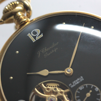 認定中古品シュバリエ（J.chevalier）/シースルーバック懐中時計/黒文字盤/ローマン数字/chevalier-101　文字盤