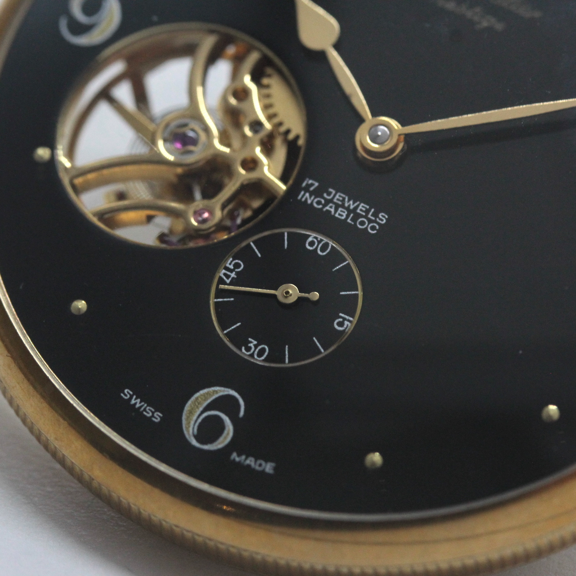 認定中古品シュバリエ（J.chevalier）/シースルーバック懐中時計/黒文字盤/ローマン数字/chevalier-101　スモールセコンド