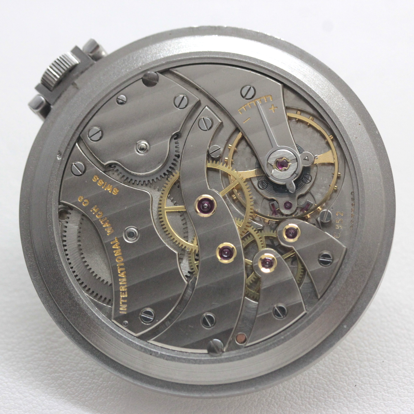 絶版モデルのIWC（インターナショナル・ウォッチ・カンパニー）社製オープンフェイス懐中時計/iwc-104