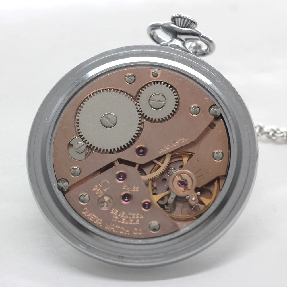 1980年製の絶版モデルのオメガ / OMEGA / ヴィンテージウォッチ / オープンフェイス懐中時計 アラビア数字/ 懐中時計 / omega-124