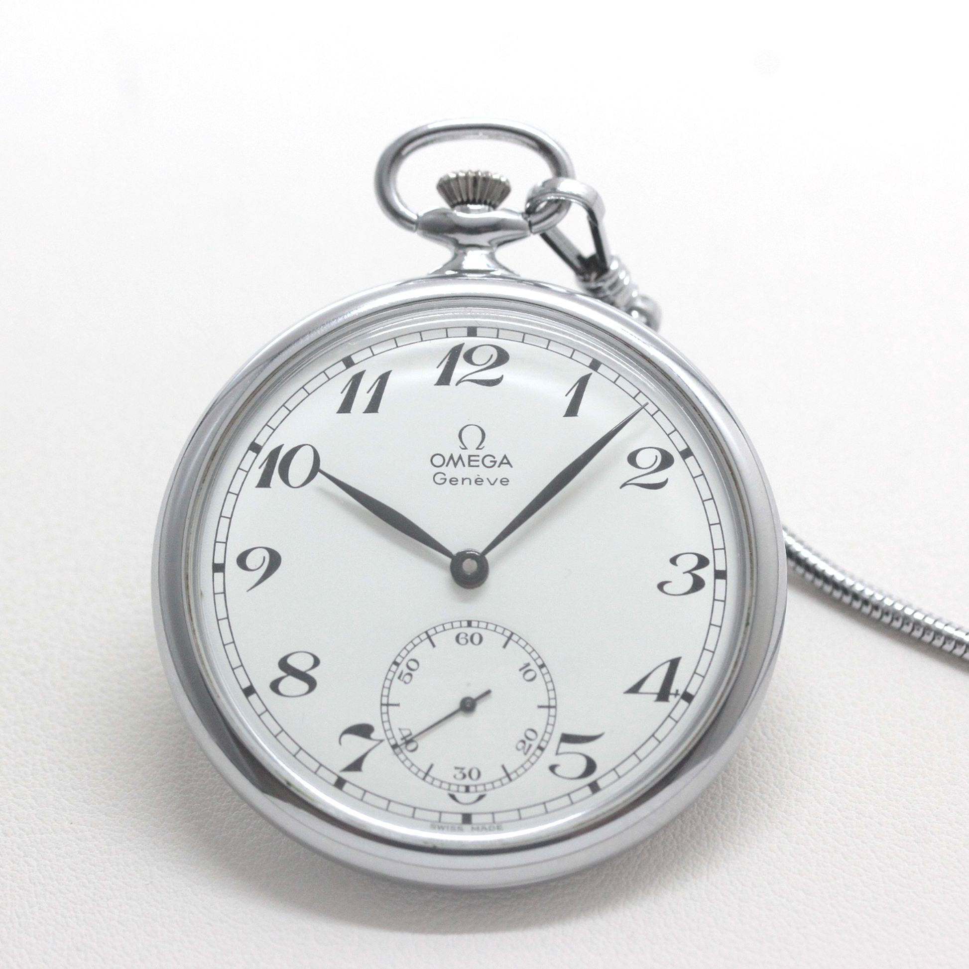 オメガ 懐中時計 ヴィンテージ 手巻き式 omega-132 時計正面