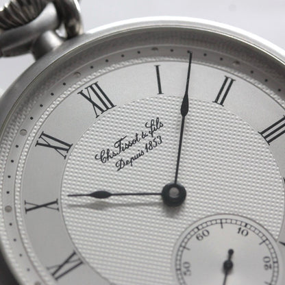 絶版モデルのティソ（TISSOT）/ ヴィンテージウォッチ / シルバーカラーオープンフェイス /ローマン数字/ 手巻き式 / 懐中時計 / tissot-1050　文字盤