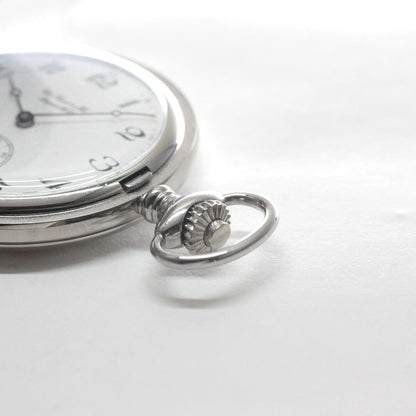 絶版モデルのティソ（TISSOT）/ ヴィンテージウォッチ / シルバーカラー ハンターケース /アラビア数字/ 手巻き式 / 懐中時計 / tissot-1041