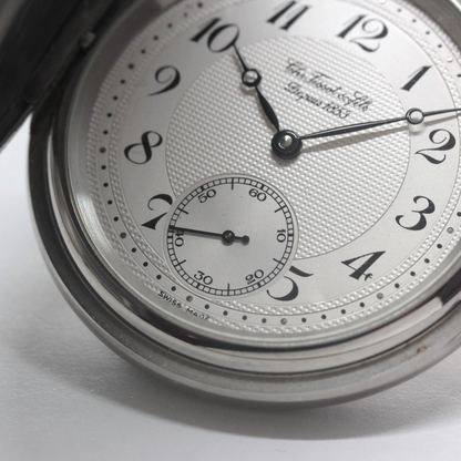 絶版モデルのティソ（TISSOT）/ ヴィンテージウォッチ / シルバーカラー ハンターケース /アラビア数字/ 手巻き式 / 懐中時計 / tissot-1052　スモールセコンド