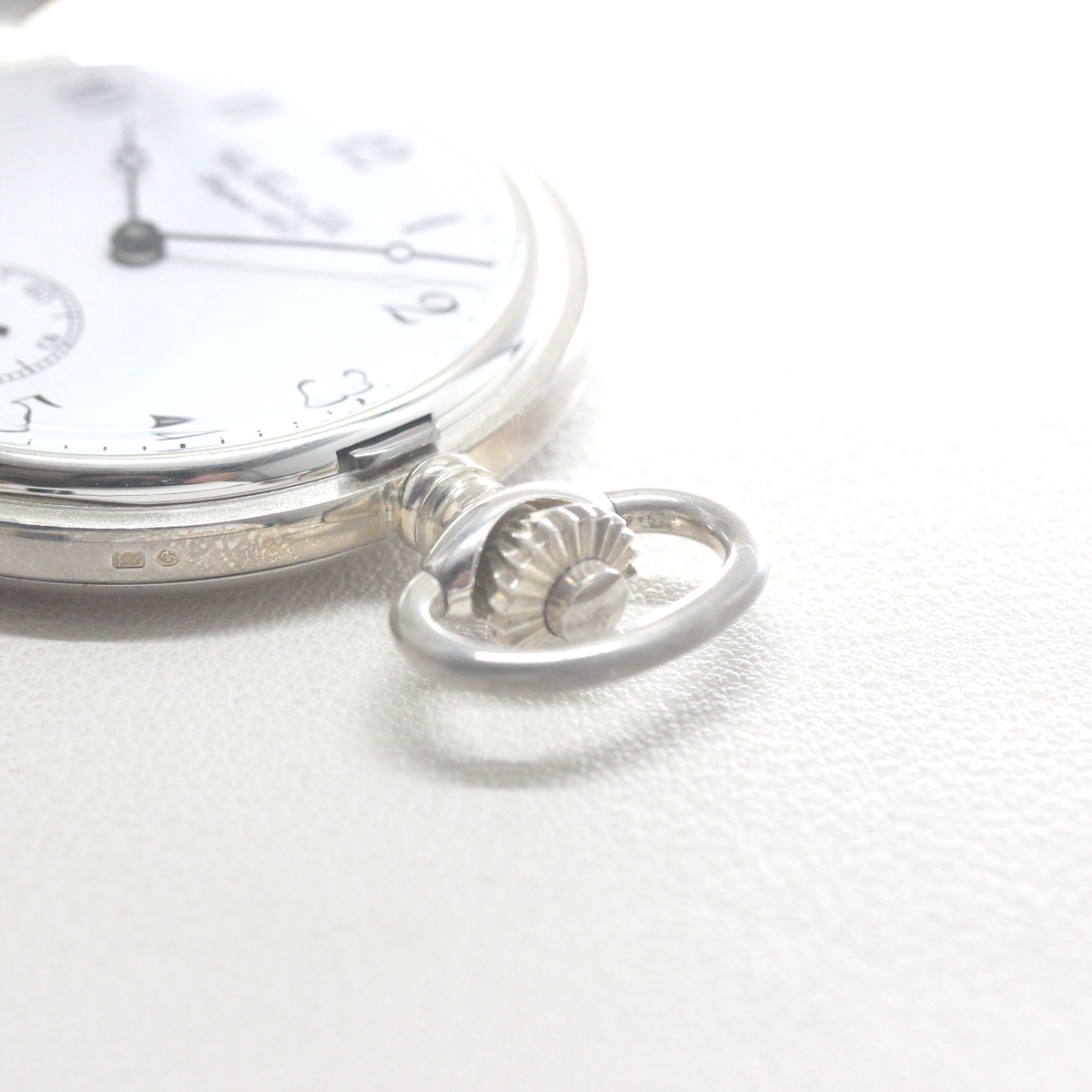 ティソ(TISSOT) 銀無垢 懐中時計 手巻き式 ヴィンテージ ハンターケース tissot-1073 リューズ周り